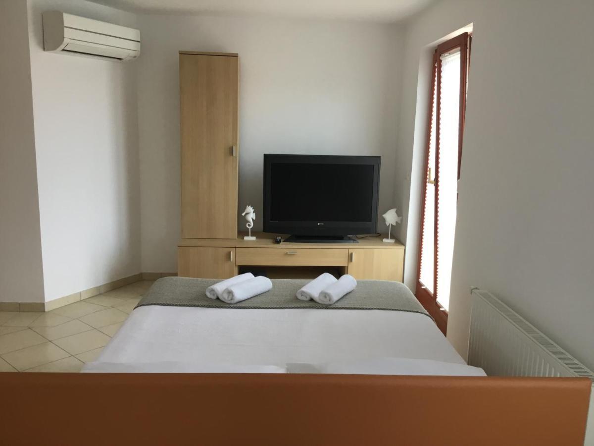 Apartment Sotlar إيزولا المظهر الخارجي الصورة