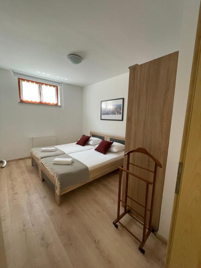 Apartment Sotlar إيزولا المظهر الخارجي الصورة