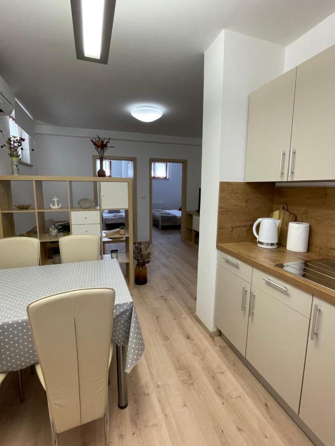 Apartment Sotlar إيزولا المظهر الخارجي الصورة